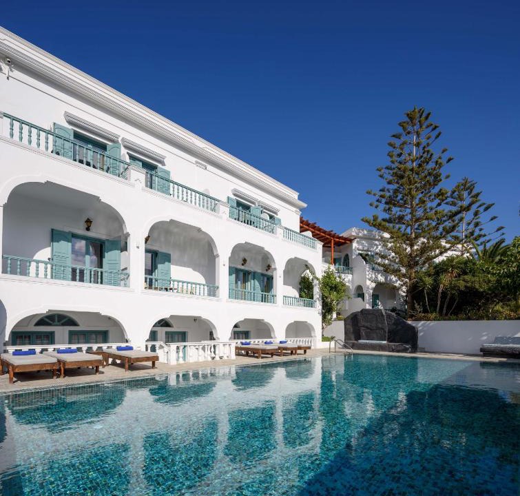 Kamari Hotel | Armonia