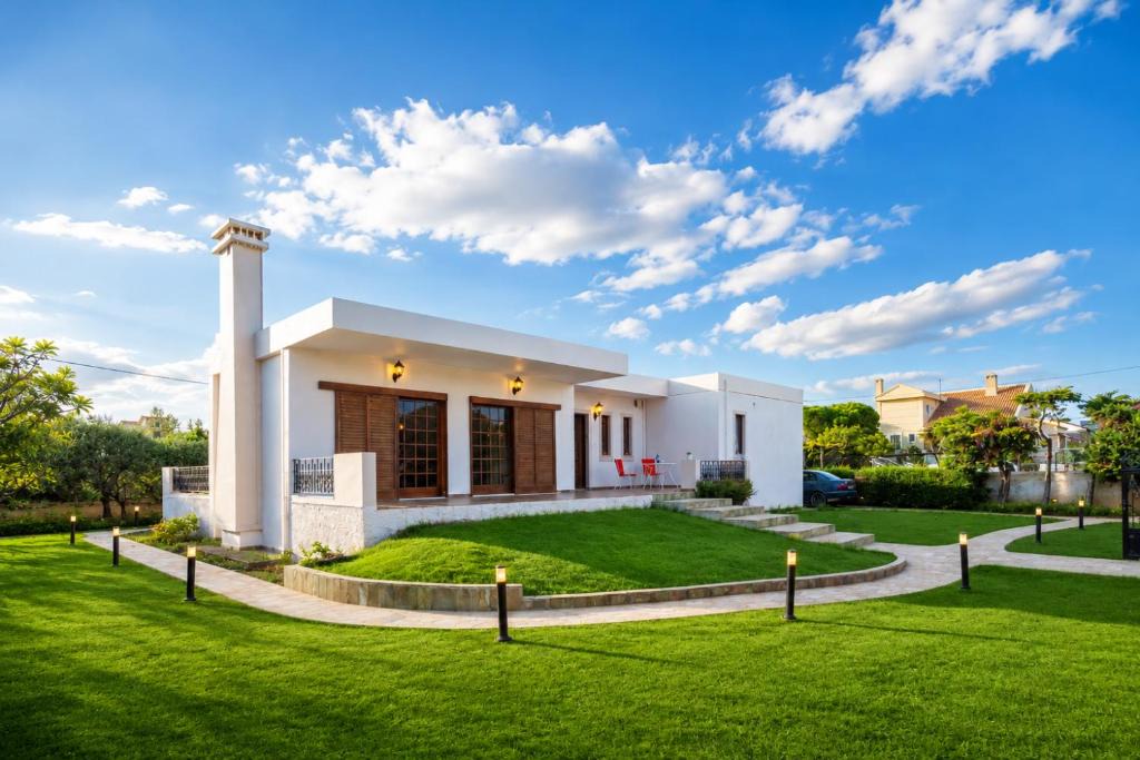 Spata-Artemida House | Artemida Beachside Villa Escape - 50m by the Sea