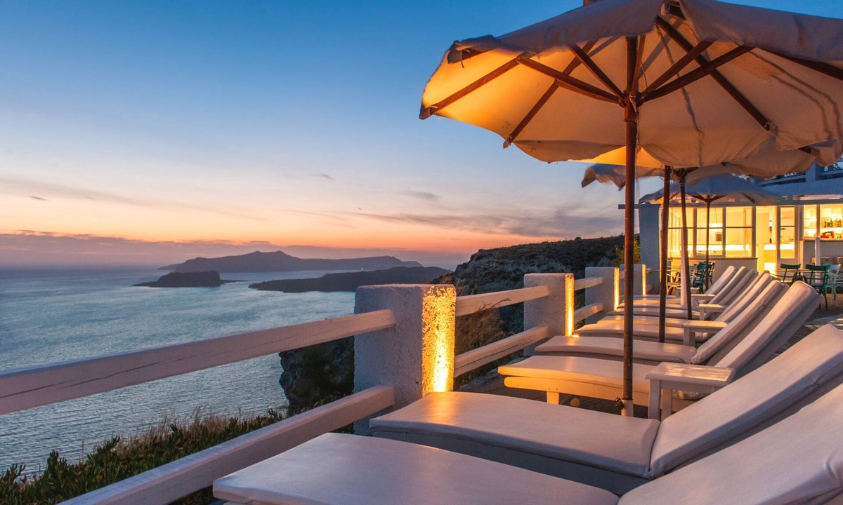 Megalochori Hotel | Artemis Suites