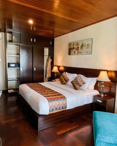 Dewi Sri Hotel | Arthur Suites Villa