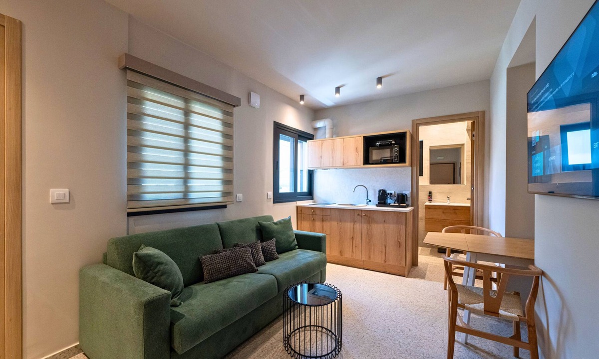 Kalamata Apartment | Asklipiou Cube