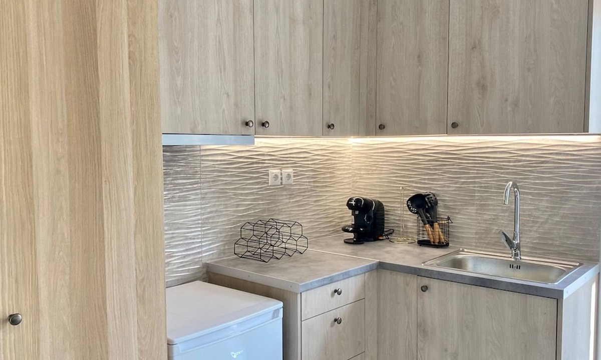 Metaxourgio Apartment | Athene - Bright studio at the center of Athens