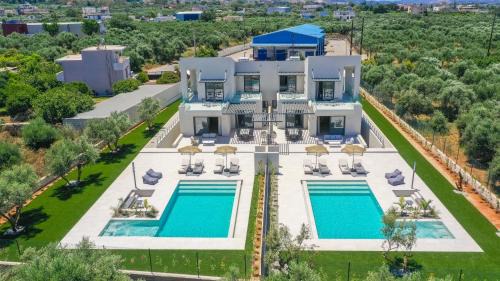 Tsikalaria Villa | Aurea Estate Luxury Villas - Padel court
