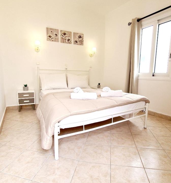 Karpathos Town Hotel | Avra Rooms