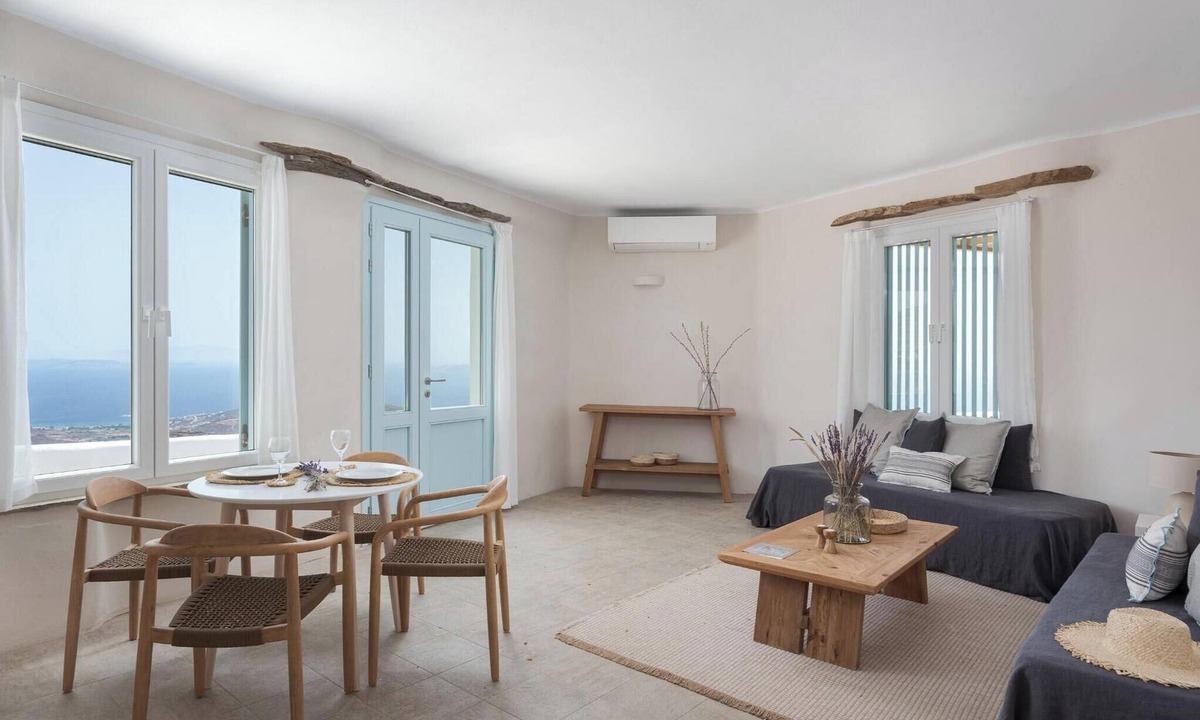 Tinos Town Hotel | Azure 3, Morfes Luxury Apartments