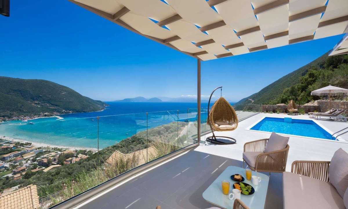 Pondi Villa | Azzurro - Two Bedroom Villa, Sleeps 4