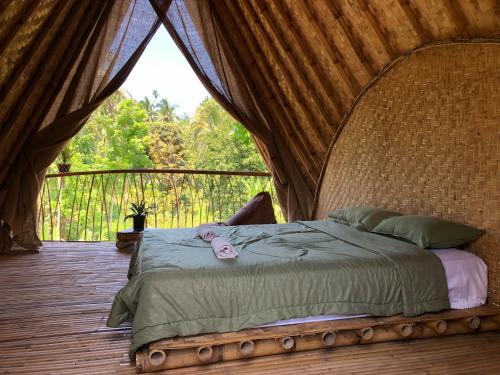 Banyuwangi Bed & Breakfast | Bamboo & B