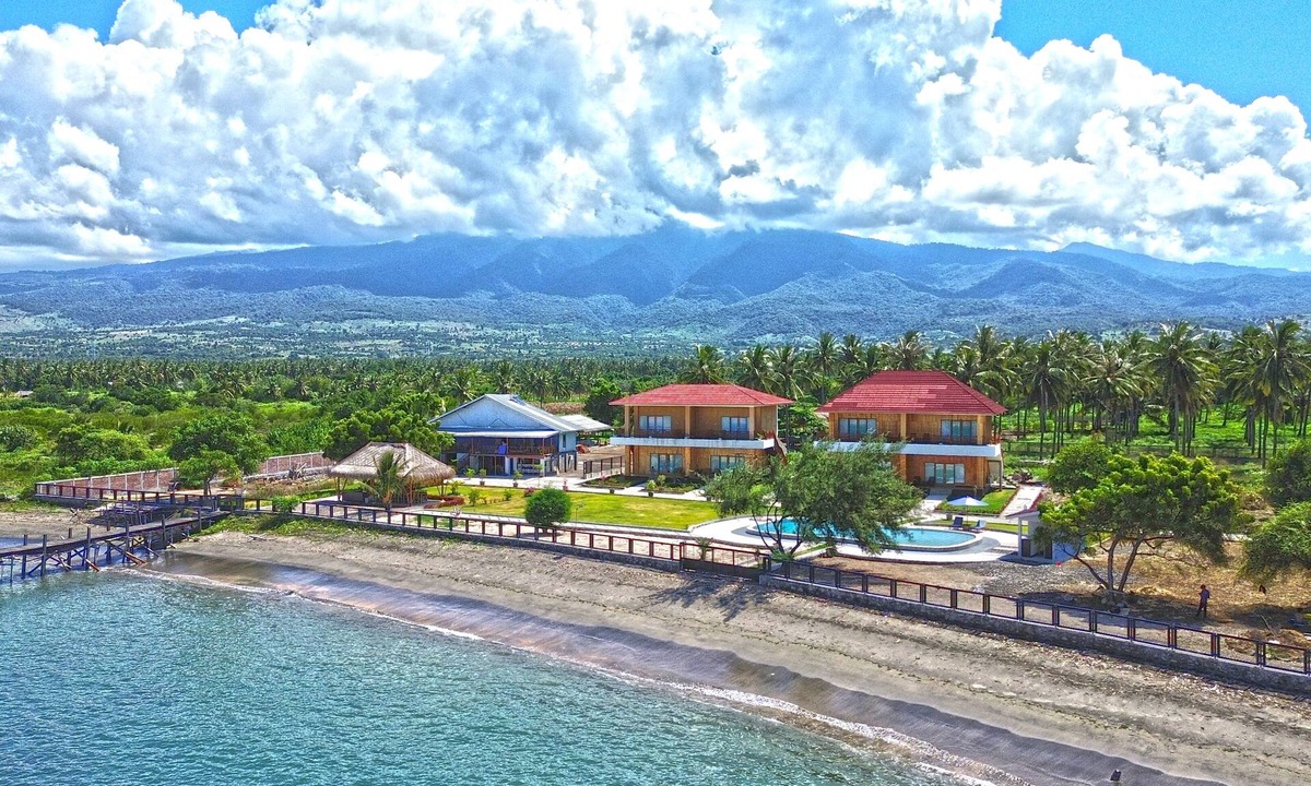 Labuhan Pandan Resort | Bayview Beach Resort East Lombok
