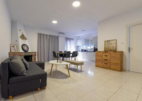 Kavala House | Beach Apartment Μ