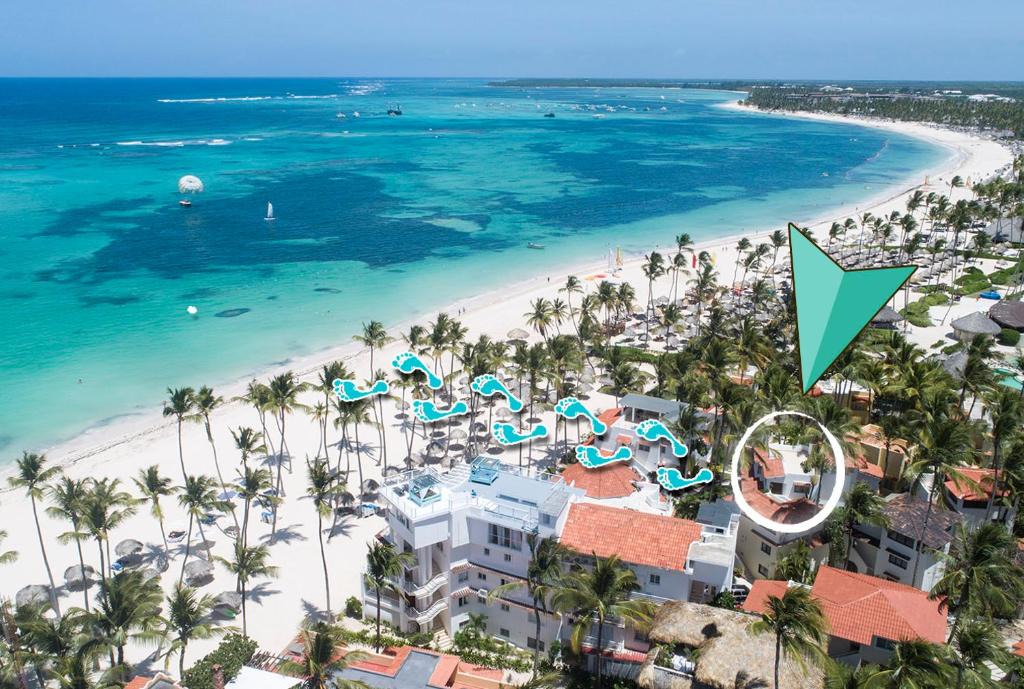 Bavaro Villa | BEACH HOLIDAY HOME Los Corales Bavaro - 9 Guests WIFI BBQ-grill PickUp