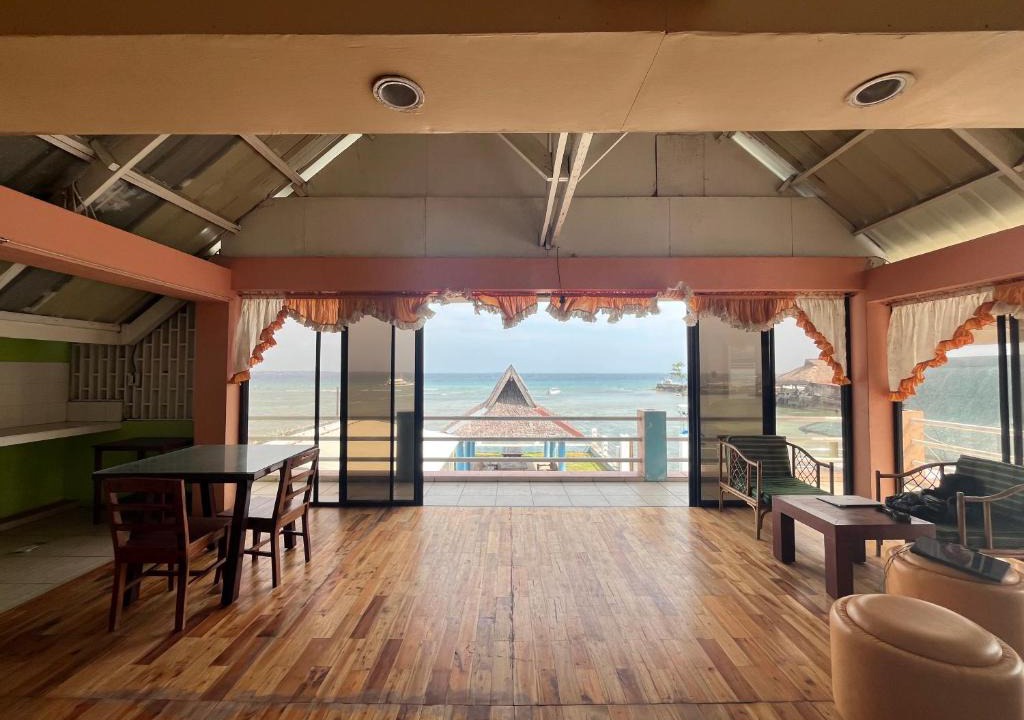 Basak House | Beachcombers
