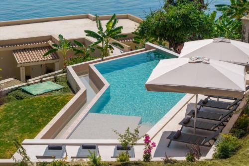 Dafnata Villa | Beachfront Achillion Bay Villa in Corfu