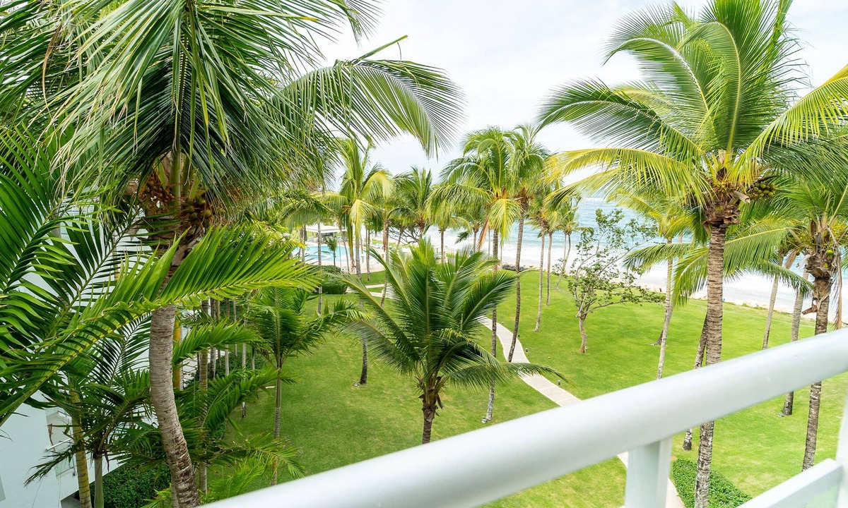 Cabarete Apartment | Beachfront Cabarete Penthouse, Stunning Balcony Views, Sleeps 6