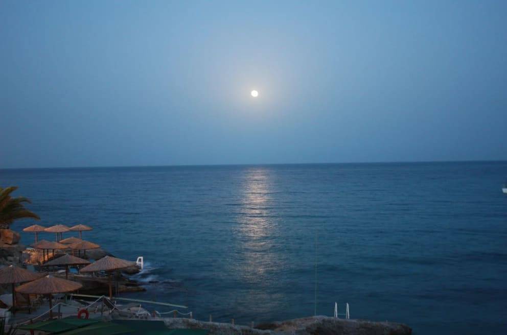Agia Marina Hotel | Beachfront Executive Suite - Argo Seaside Stays