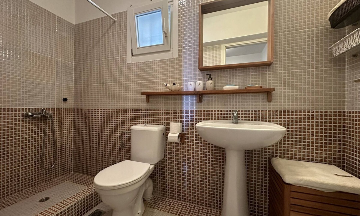 Kipri House | Beachfront House Kipri ideal for families