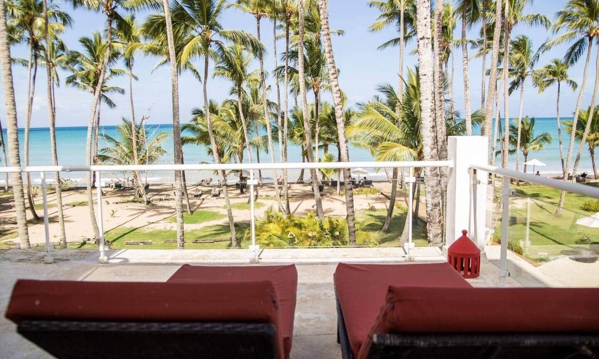 Las Terrenas Apartment | Beachfront penthouse: Bahia Coson, Samana RD