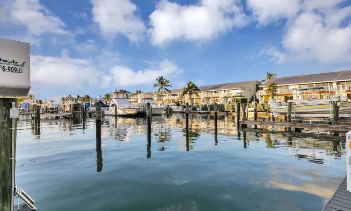 Rock Harbor House | Beautiful Lagoon, Ocean side Townhome at an Island resort!