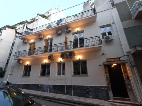 Kypseli Apartment | Beehive Mini Rooms