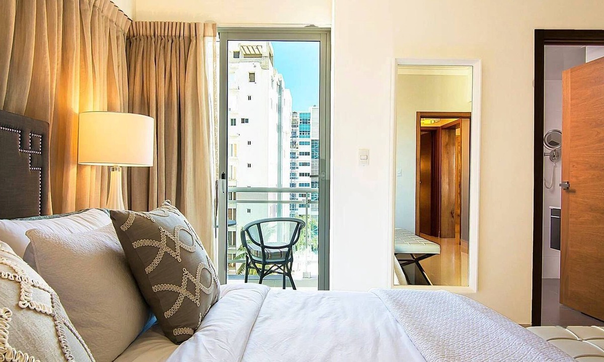 Sarasota Apartment | Bella Vista Luxury Two Bedroom Apartment ✔️