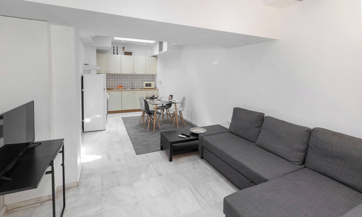 Ilisia Apartment | BES 1 - Spacious Modern 2-bed Apt by GHH