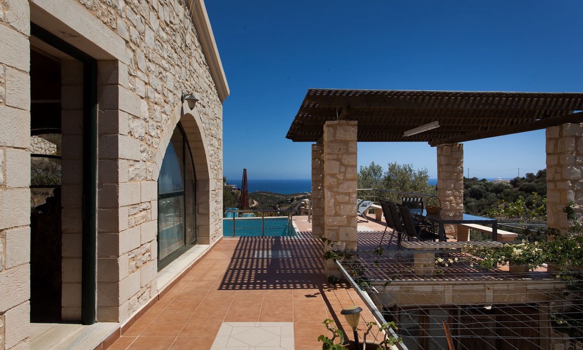 Stalos Villa | Bio-Energy ~ VILLA "ANTONIS" ~ Fantastic views of the mountains and sea~