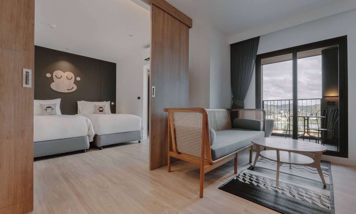 Bang Tao Hotel | Blu Monkey Hub & Hotel Bangtao Beach Phuket