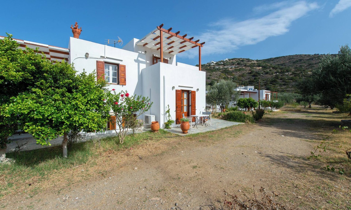 Platis Gialos Apartment | Blue Fish