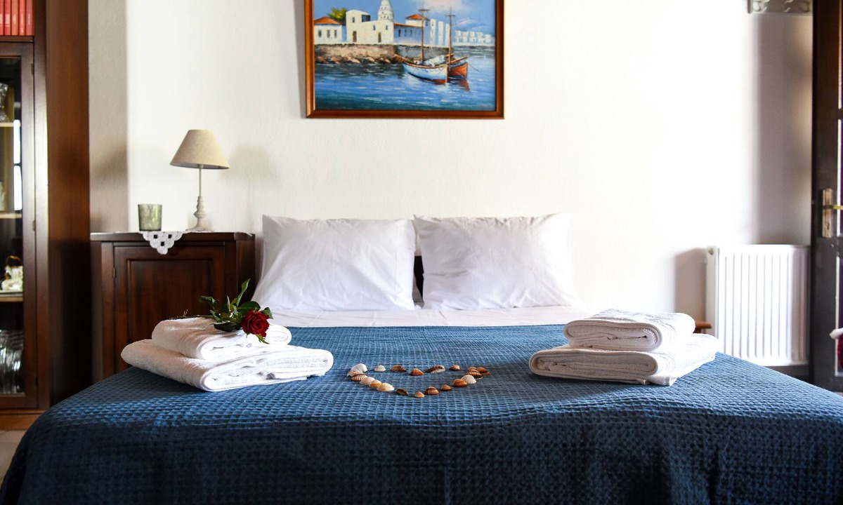 Skiathos Town Apartment | Blue Nest - Cozy apartment in the heart of Skiathos Town