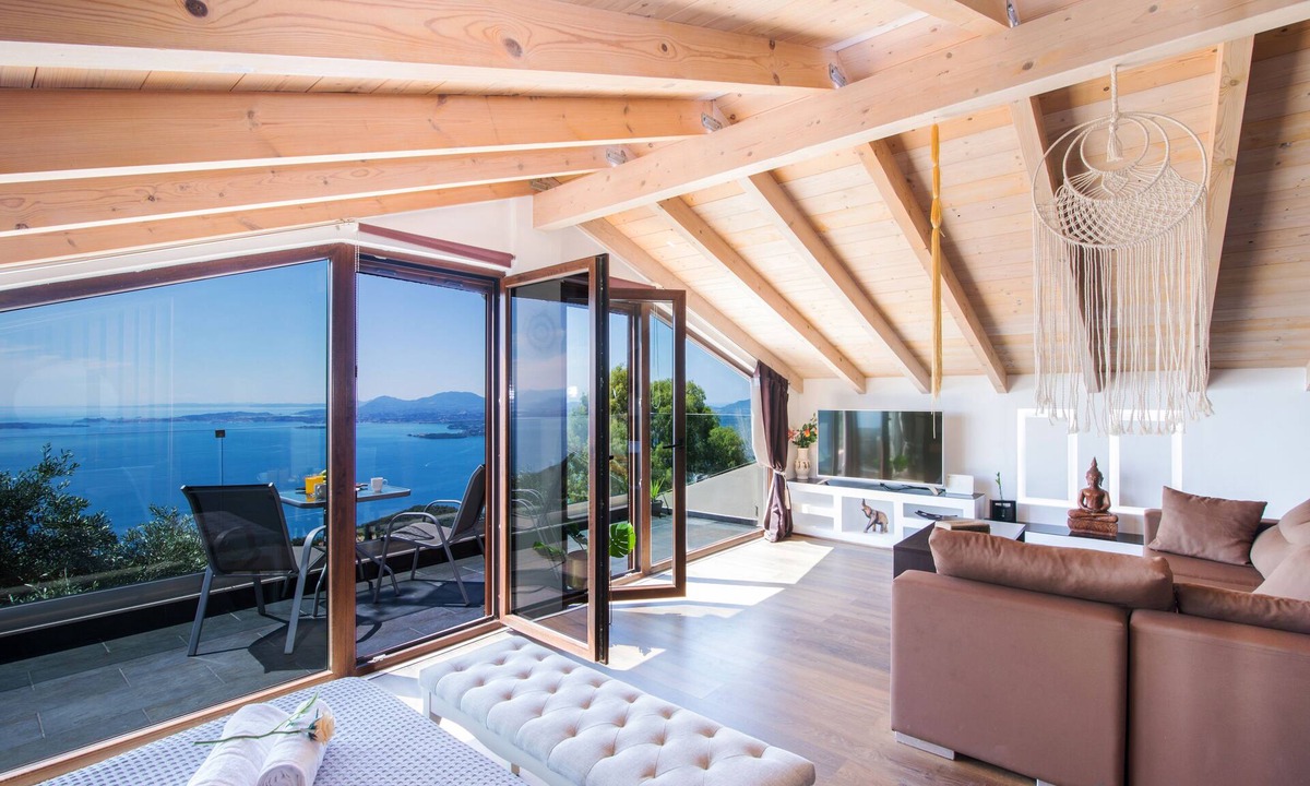 Spartylas Apartment | Blue sky loft by Corfuescapes