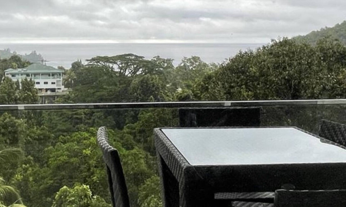 Mahe Island House | Blue valley Baie Lazare View self catering home