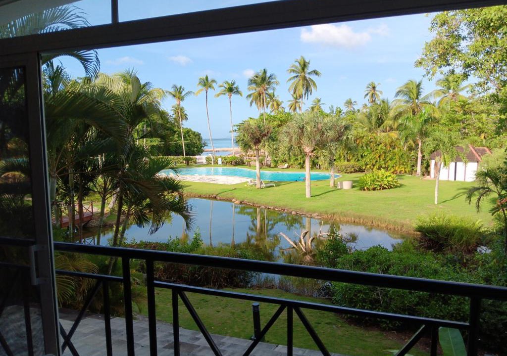 Las Terrenas Apartment | Bonita Village Beachfront Apartment with Pool and Screened Balcony