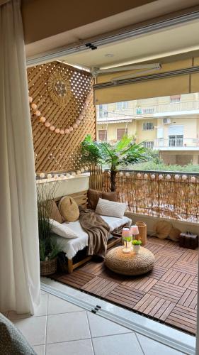 Nea Smirni Apartment | Boubous house