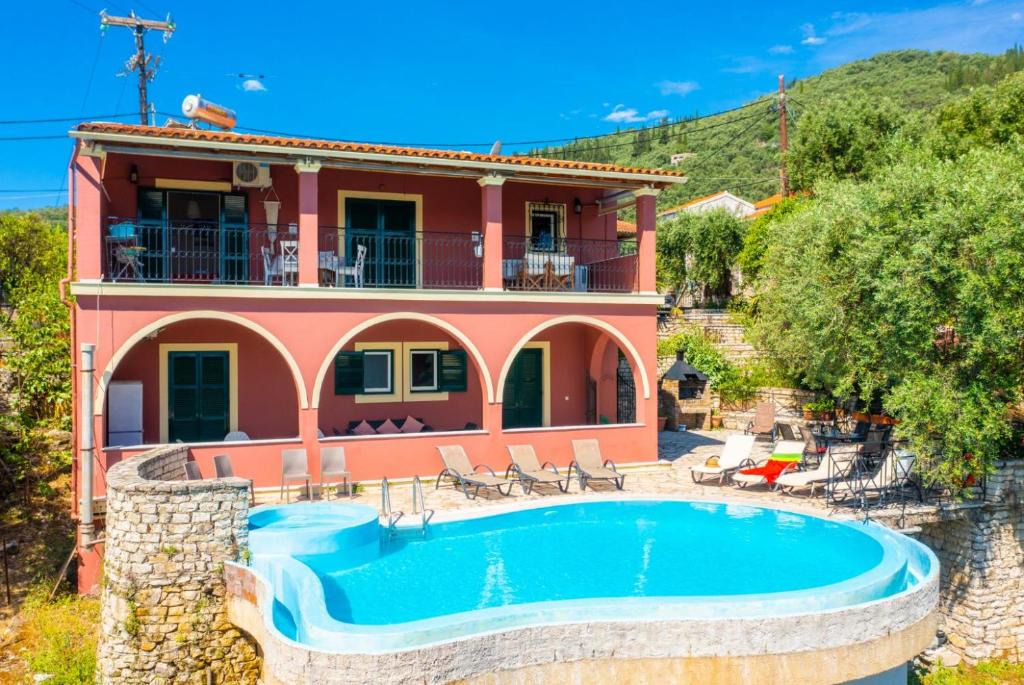 Gimari Villa | Bougainvillea