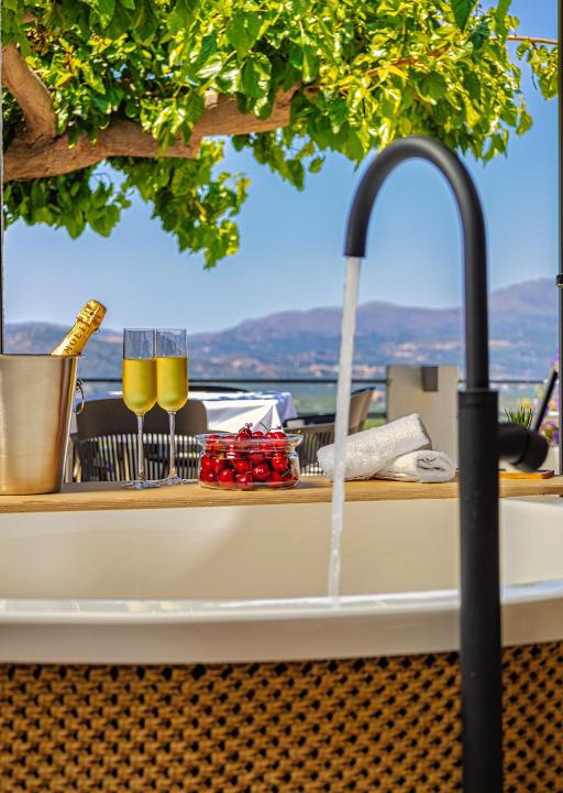Kolymbari Villa | Boutique house Romantza