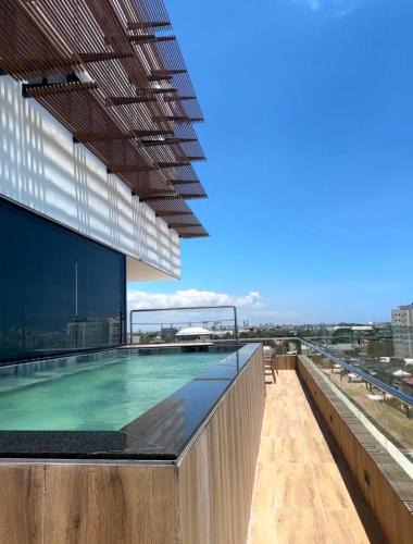 Viejo Arroyo Hondo Apartment | Brand new, with private Jacuzzi