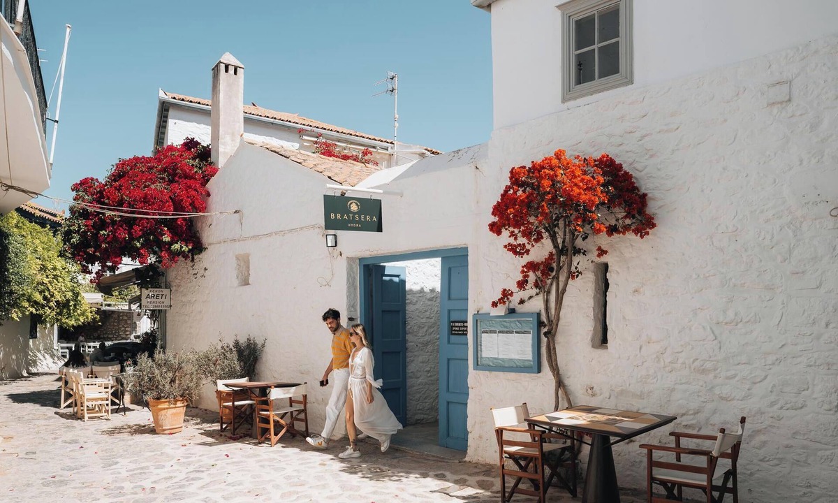idhra Hotel | Bratsera Hotel Hydra