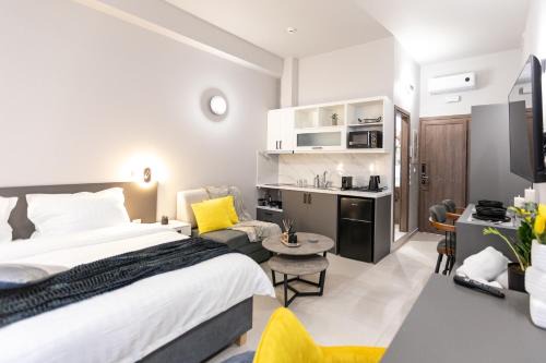 Agios Serafim Apartment | Breeze Apartments Megara - Linea