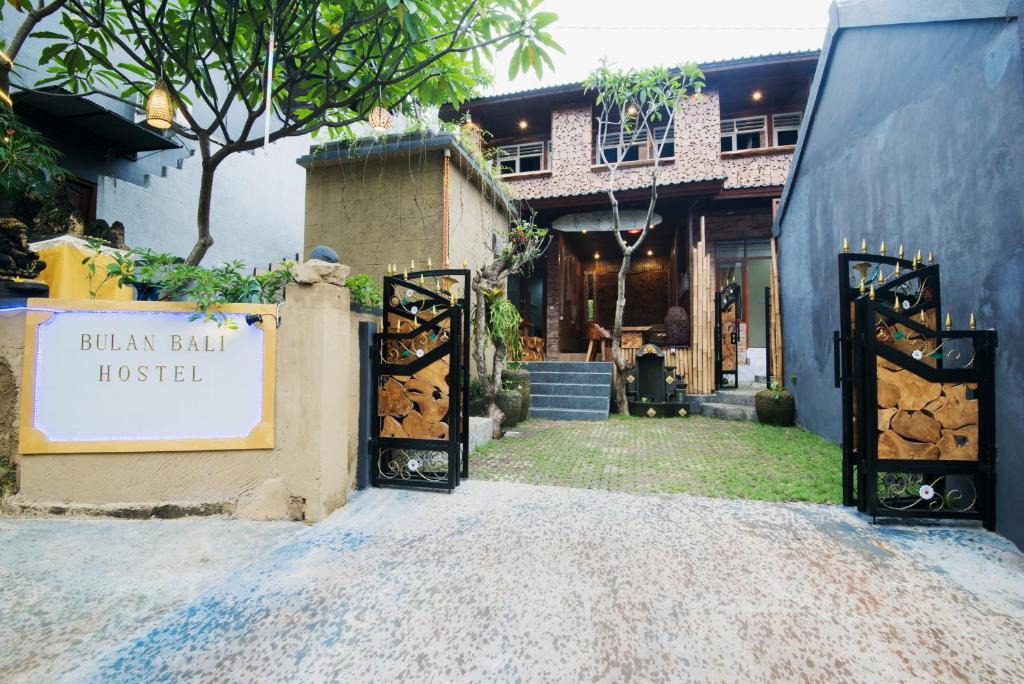 Pengosekan House | Bulan Bali Guest House