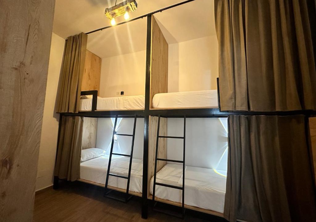 Qender Hostel | Bume's Hostel