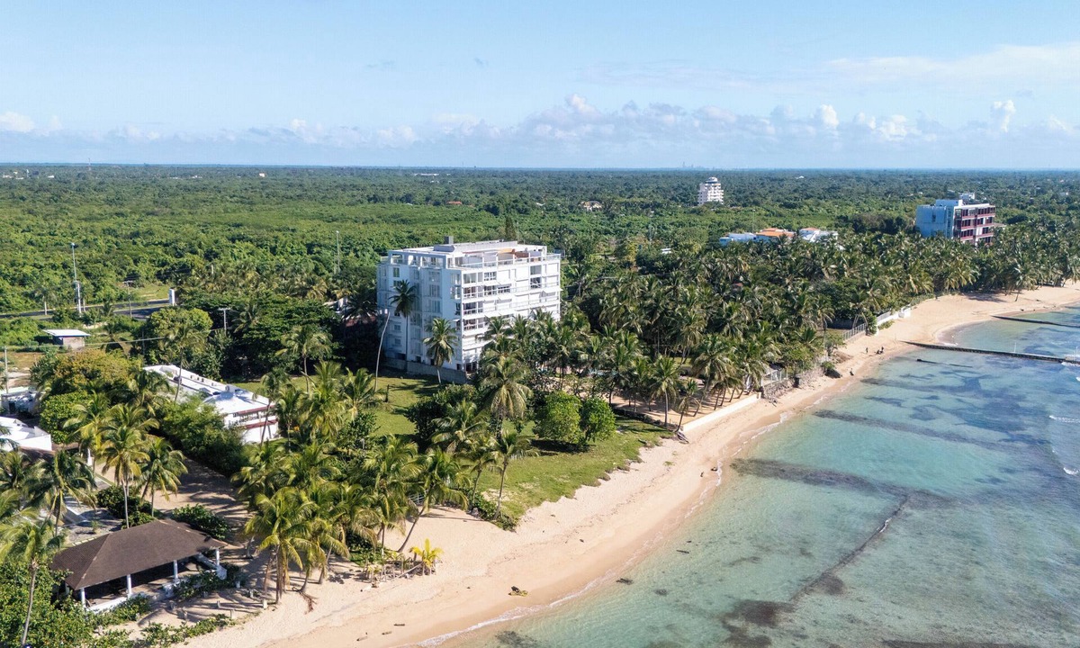 Juan Dolio - El Pueblo Apartment | Caribbean Heavenly Oasis, Beachfront Apartment