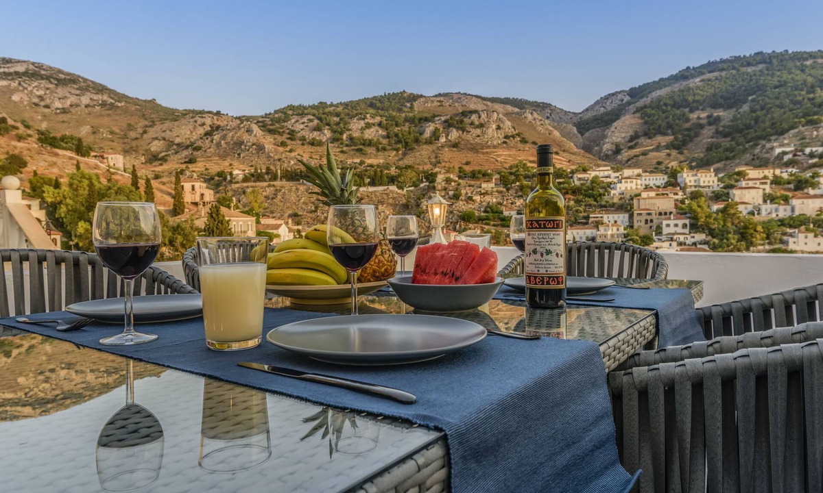 idhra House | Casa DelMare Guesthouse