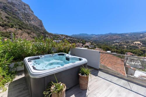 Spilion Villa | Casa Sofia, By Hellocrete