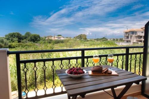 Lefkada Town Apartment | Casa Vardani Modern Central Apartments