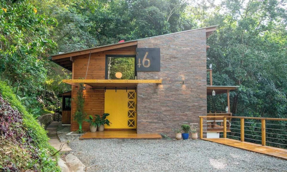Manabao Ski Chalet | Casita 46 Cozy 3bedroom chalet in charming Jarabacoa with AC, Quintas del Bosque