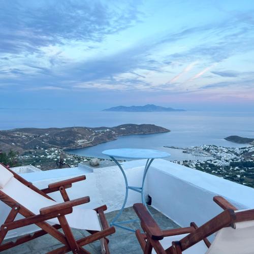 Serifos House | Castle Seaview