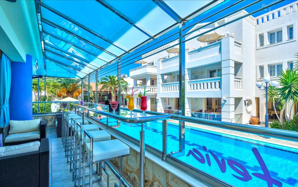 Platanias Town Hotel | Castle Suites Hotel