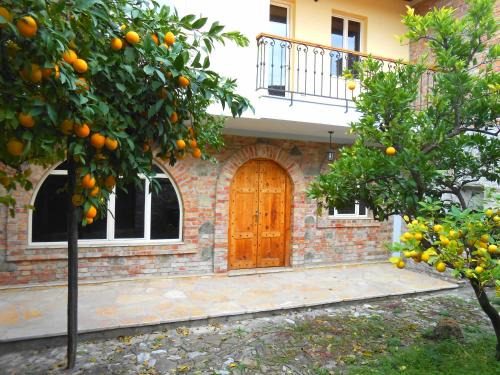 Elbasan House | CastleHouse