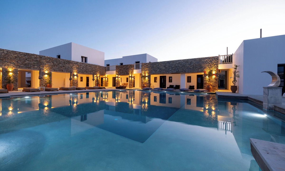 Piso Livadi Hotel | CAVO PISO LIVADI