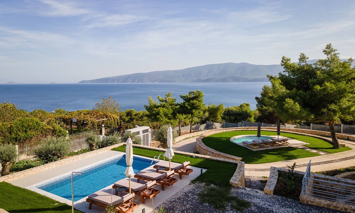 Isthmia Apartment | Cavos Boutique Homes