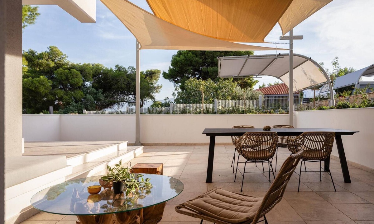 Isthmia House | Cavos Residence with Private Pool